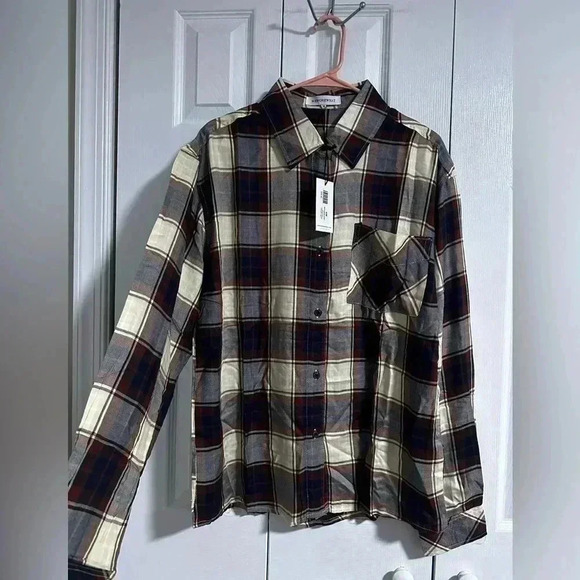WeWoreWhat Boyfriend Plaid Flannel - Picture 3 of 8